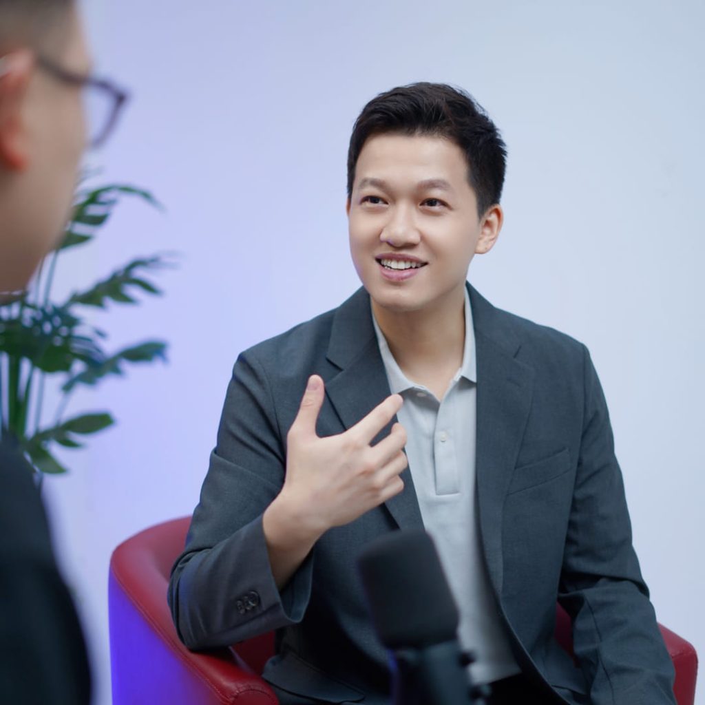 MC Trần Ngọc hồi trẻ (Ảnh: Facebook nhân vật)