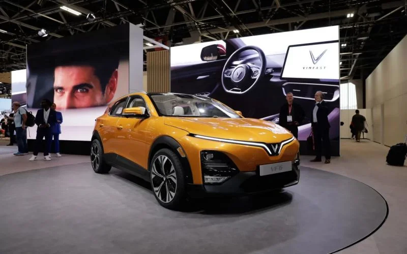Bảng giá xe ô tô điện mới nhất tháng 10/2025