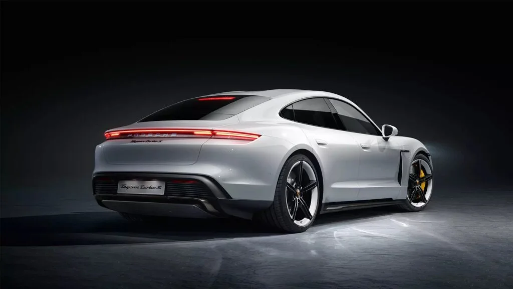 Phiên bản xe điện Porsche Taycan Turbo S
