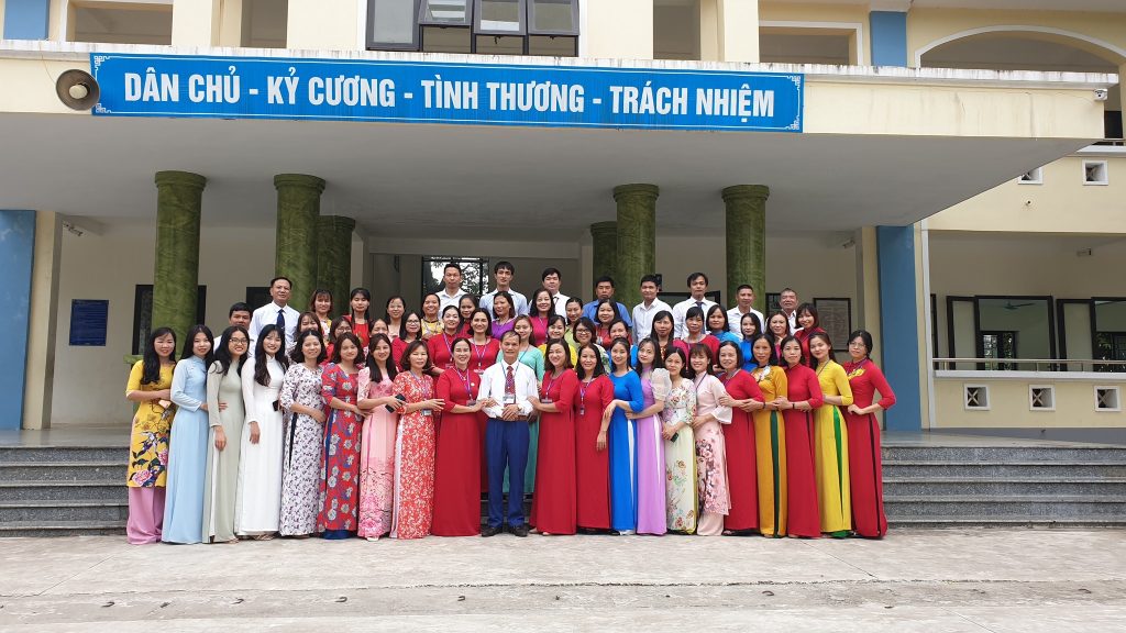 Ngày lễ của trường Tiểu học Tiến Thịnh